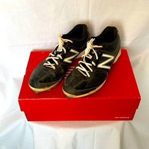 NEW BALANCE ⚾️ METAL BASEBALL CLEATS 10.5 M